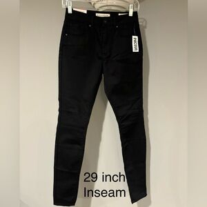 Size 5 Women’s Bullhead Black High Rise Jegging